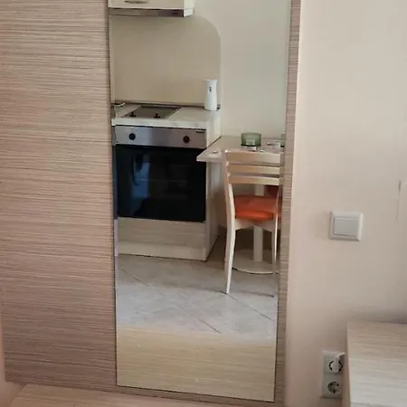 Royal Sun Apartment *